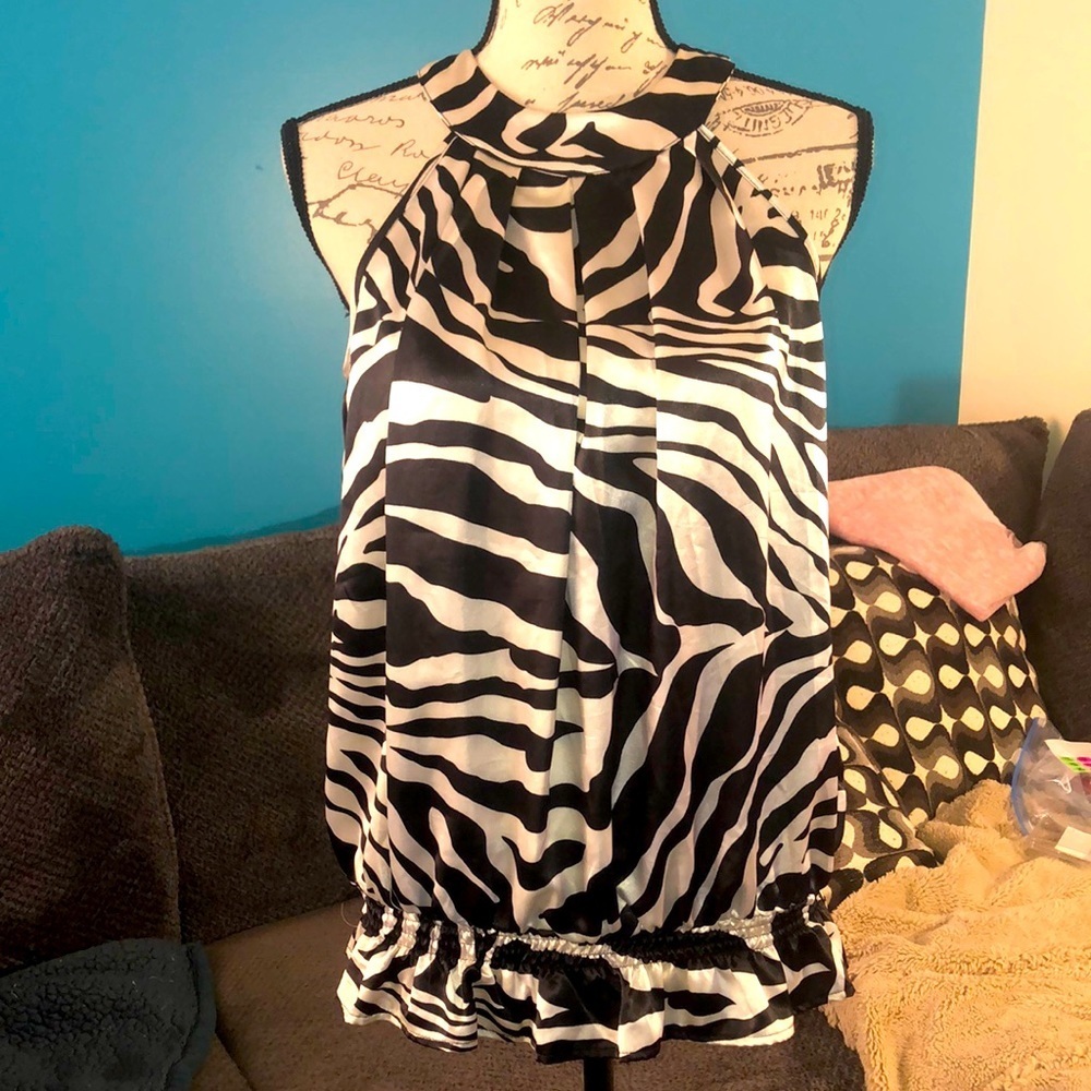🎉 4 for $20 XXI Open Back Zebra Print Halter, size small